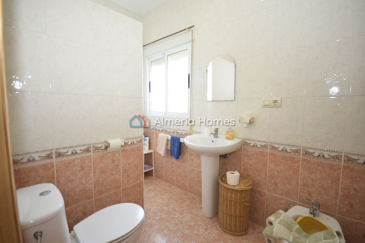 3 bedroom Villa for sale in Albox with garage - € 199,995 (Ref: 9874334)