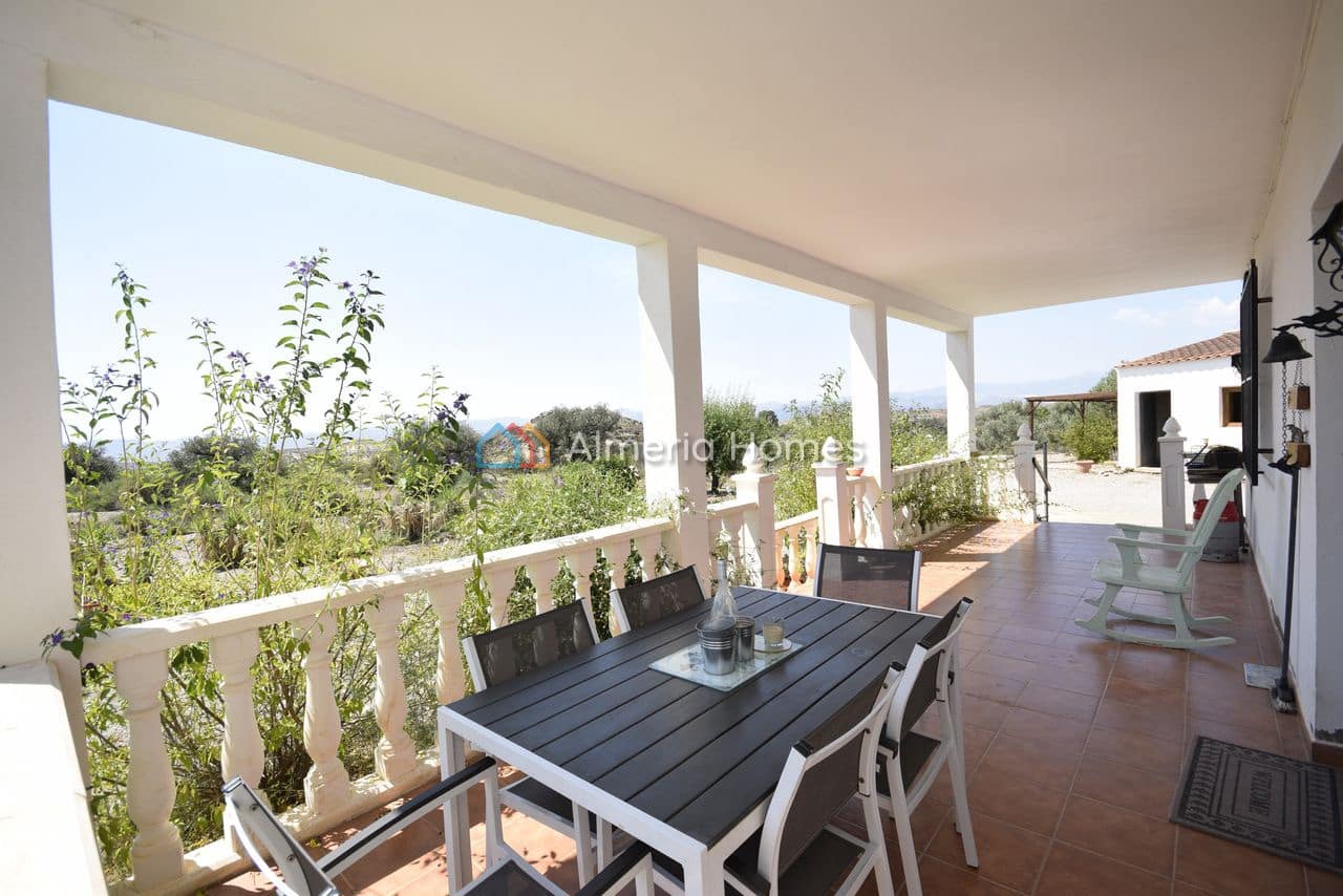 3 bedroom Villa for sale in Albox with garage - € 199,995 (Ref: 9874334)
