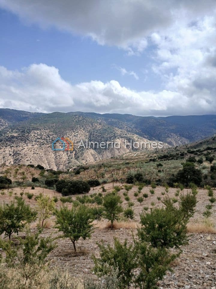 3 bedroom Finca/Country House for sale in Sierro with garage - € 160,000 (Ref: 9891305)