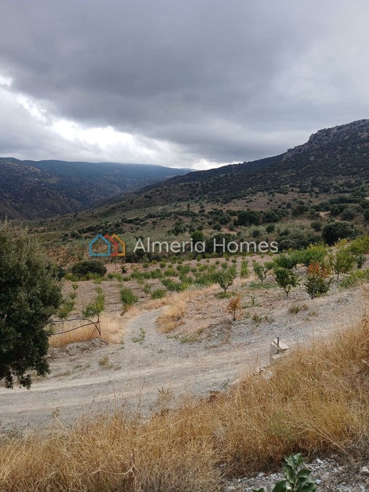 3 bedroom Finca/Country House for sale in Sierro with garage - € 160,000 (Ref: 9891305)