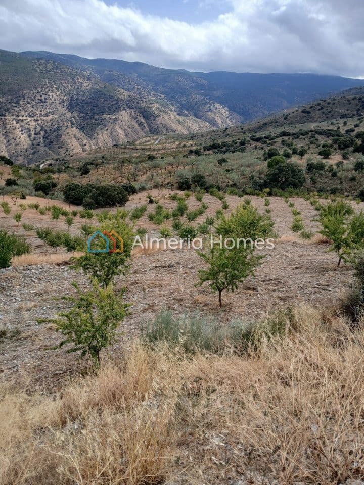 3 bedroom Finca/Country House for sale in Sierro with garage - € 160,000 (Ref: 9891305)