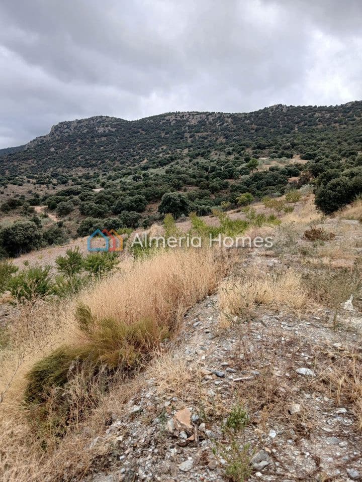 3 bedroom Finca/Country House for sale in Sierro with garage - € 160,000 (Ref: 9891305)