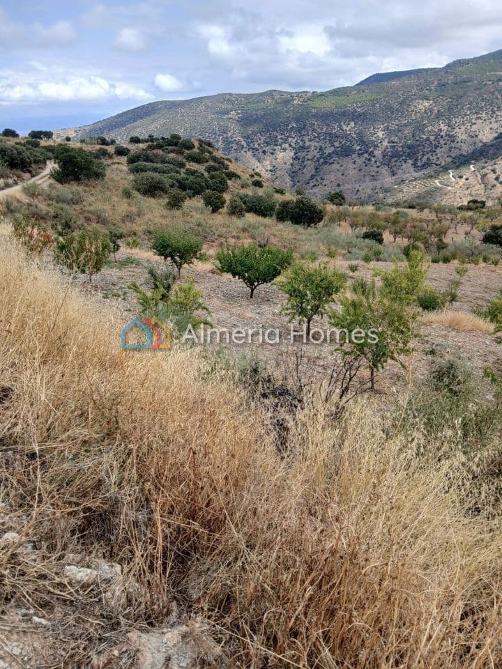 3 bedroom Finca/Country House for sale in Sierro with garage - € 160,000 (Ref: 9891305)