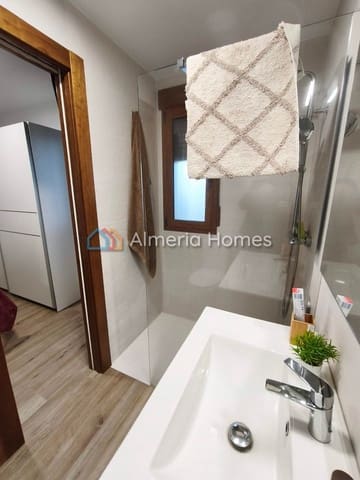 1 Zimmer Finca/Landgut zu verkaufen in Baza mit Pool - 160.000 € (Ref: 9891306)