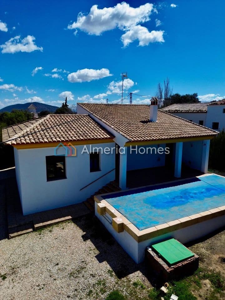 3 Zimmer Villa zu verkaufen in Castril mit Pool - 155.000 € (Ref: 9891309)