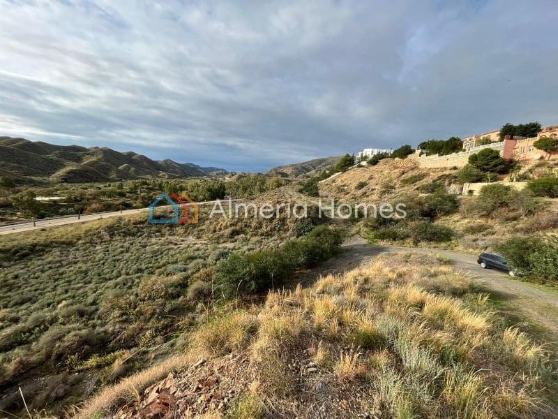 Rakentamaton maa myytävänä paikassa Mojacar - 195 000 € (Ref: 9891312)