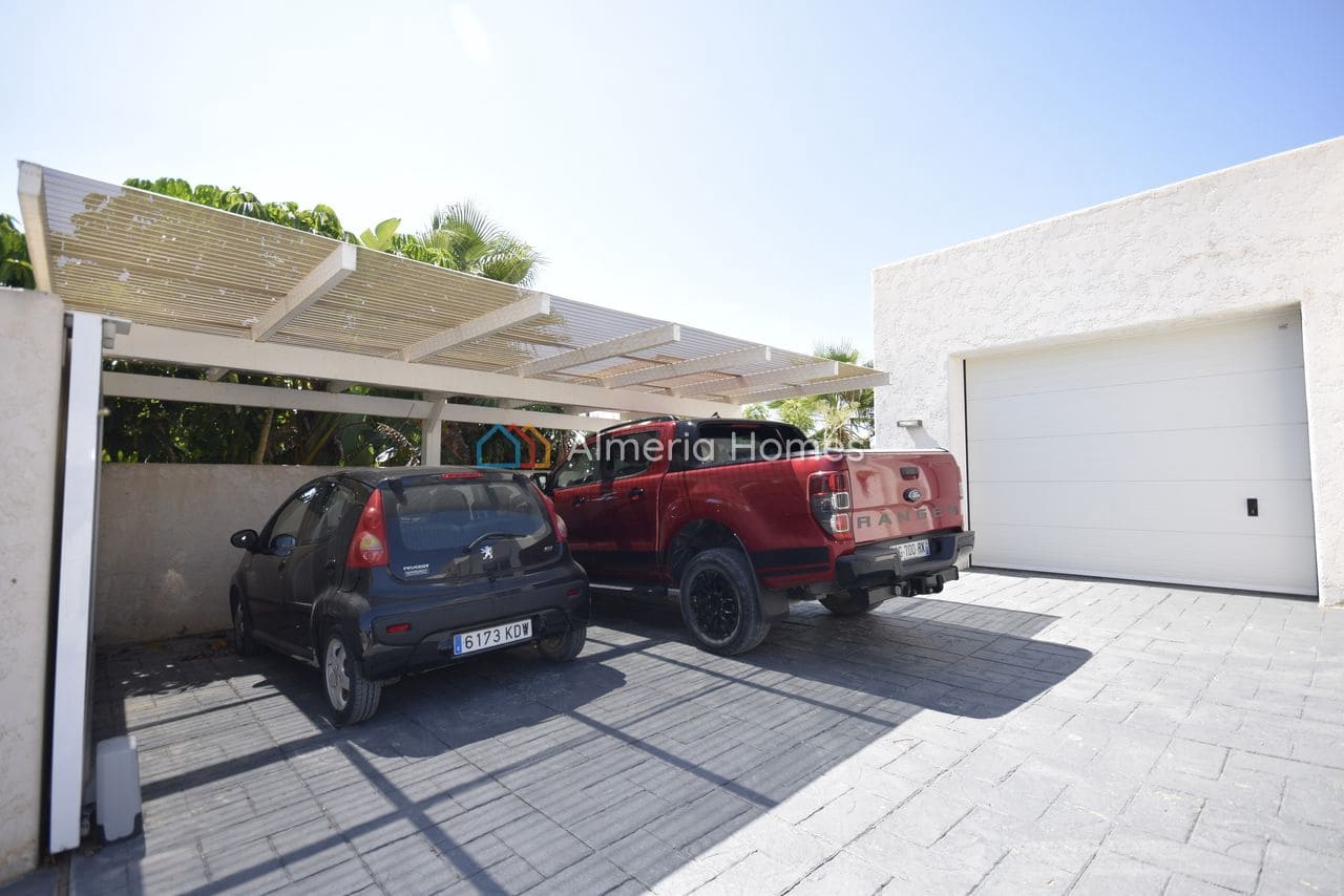 4 bedroom Villa for sale in Vera with pool garage - € 649,000 (Ref: 9891314)