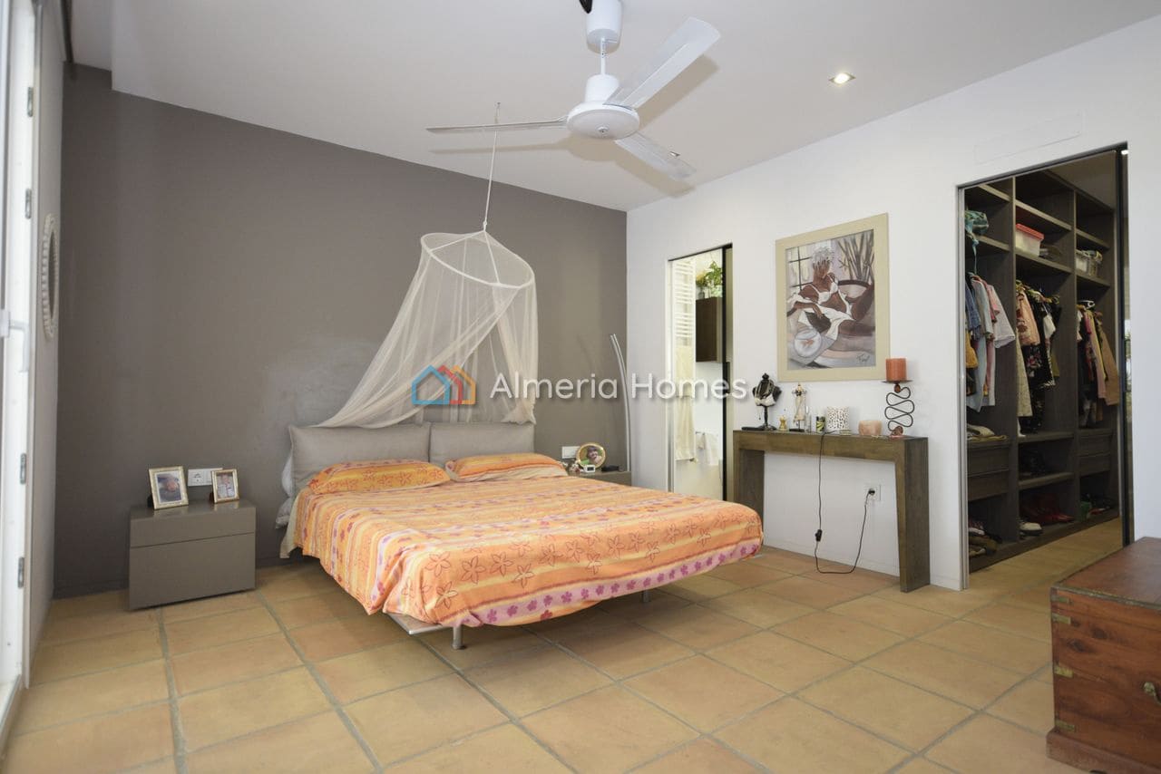 4 bedroom Villa for sale in Vera with pool garage - € 649,000 (Ref: 9891314)