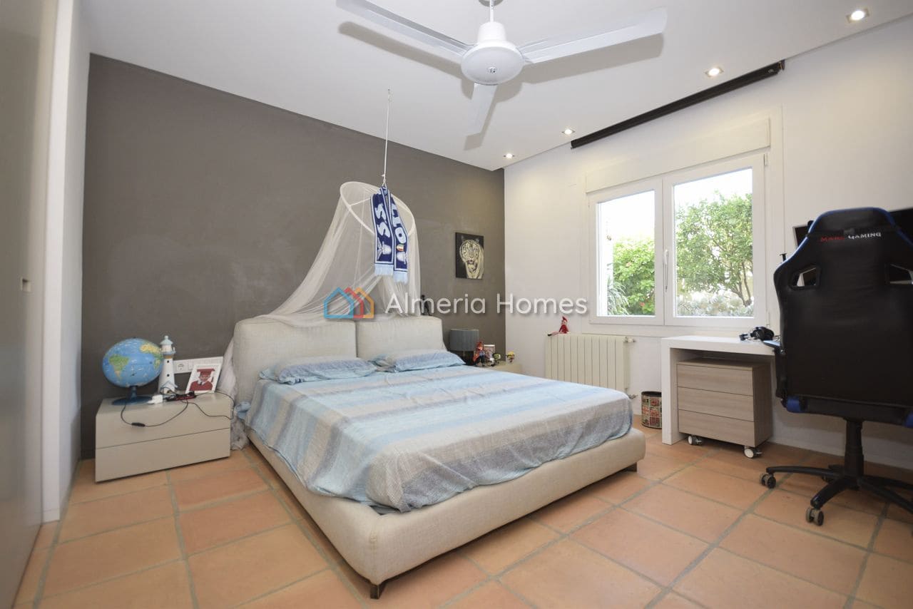 4 bedroom Villa for sale in Vera with pool garage - € 649,000 (Ref: 9891314)