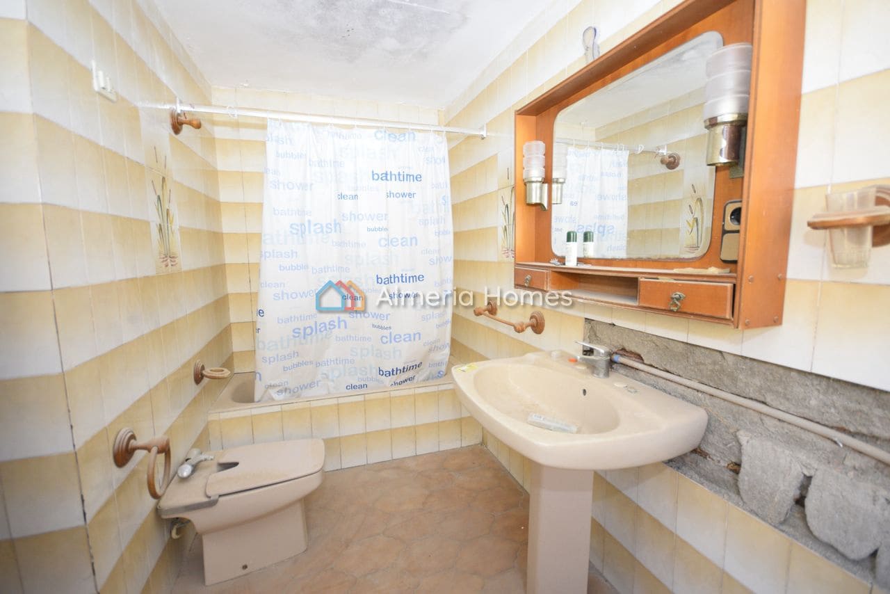 3 bedroom Townhouse for sale in Macael - € 28,995 (Ref: 9891316)