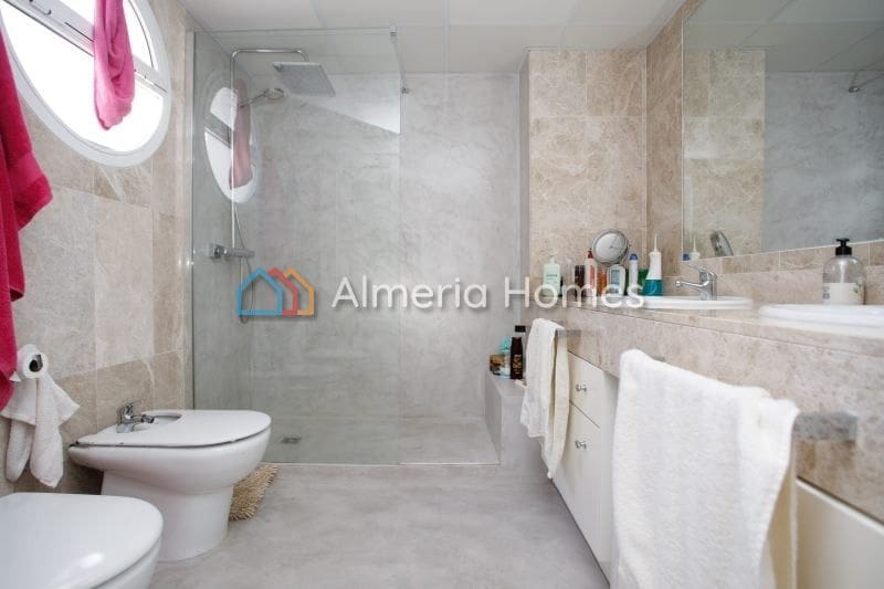 3 sovrum Villa till salu i Puerto del Rey med pool garage - 510 000 € (Ref: 9891317)