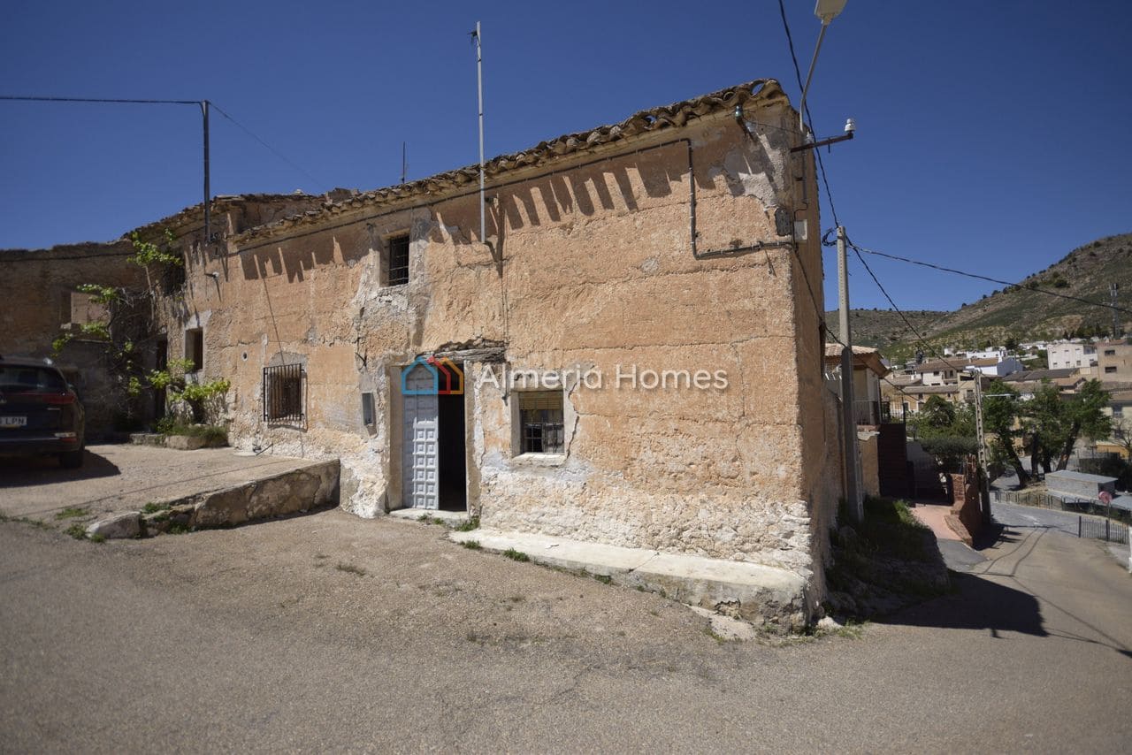4 Zimmer Haus zu verkaufen in Oria - 24.995 € (Ref: 9891320)