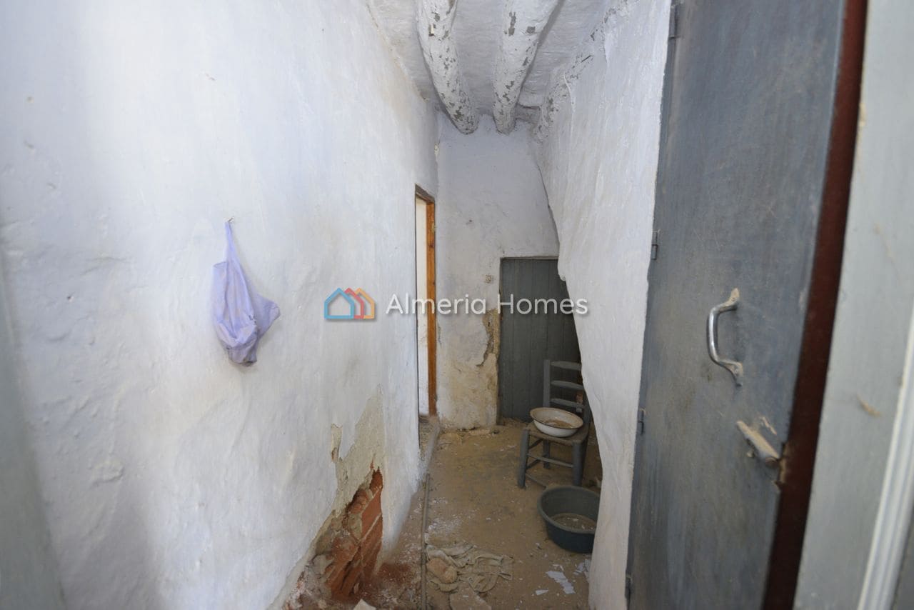4 Zimmer Haus zu verkaufen in Oria - 24.995 € (Ref: 9891320)