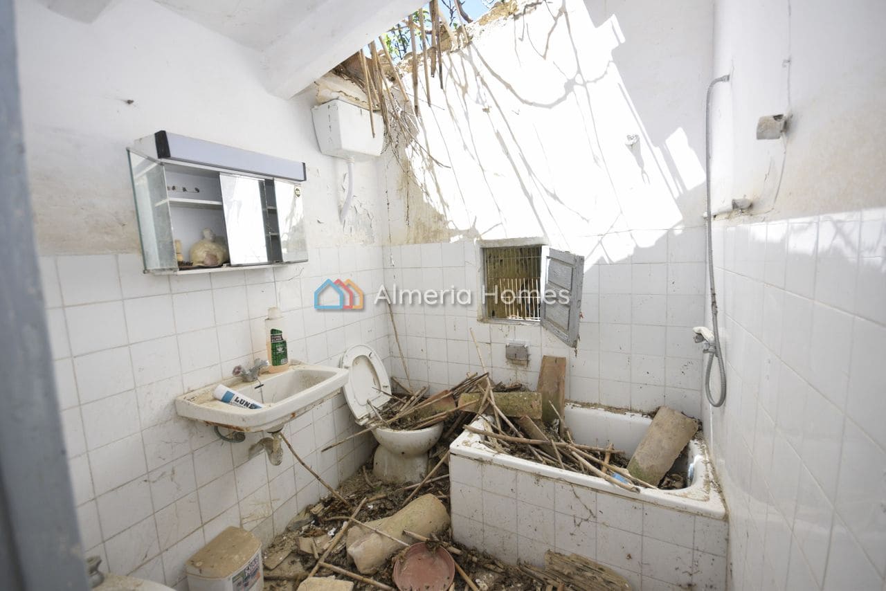 4 Zimmer Haus zu verkaufen in Oria - 24.995 € (Ref: 9891320)