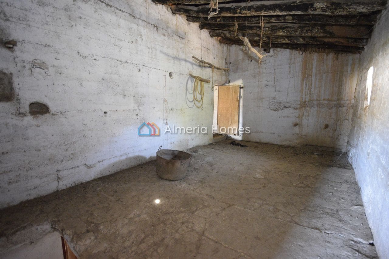 4 Zimmer Haus zu verkaufen in Oria - 24.995 € (Ref: 9891320)