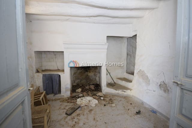 4 chambre Maison de Ville à vendre à Oria - 24 995 € (Ref: 9891320)
