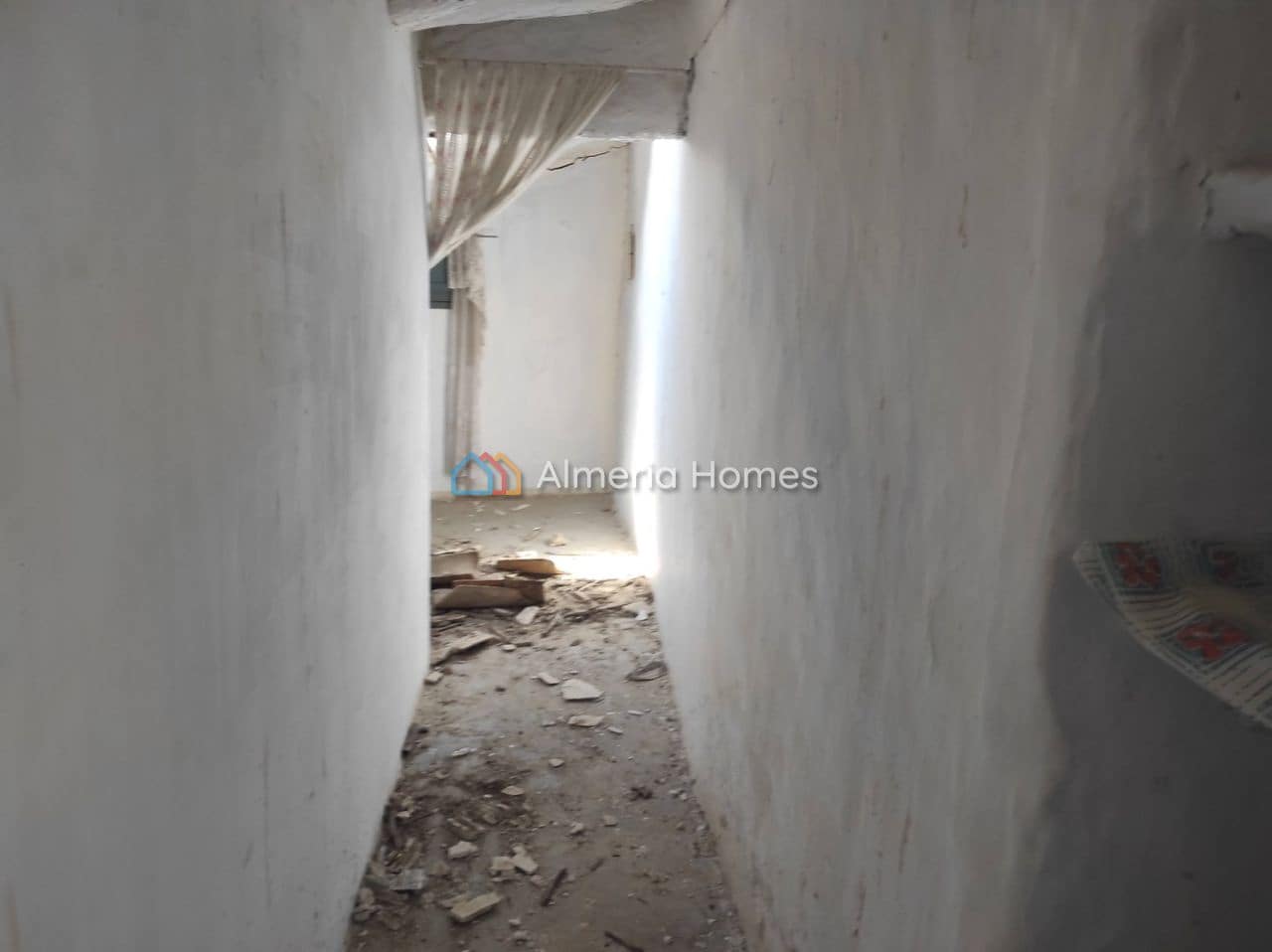 7 soverom Hus til salgs i Somontin - € 15 000 (Ref: 9891322)