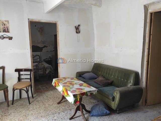 7 soverom Hus til salgs i Somontín - € 15 000 (Ref: 9891322)