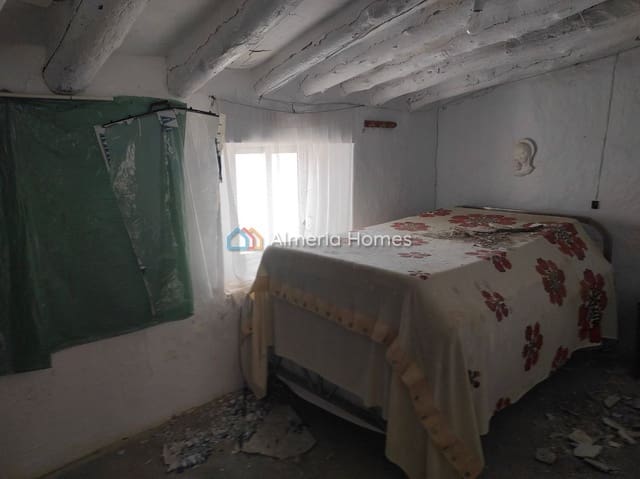 7 soverom Hus til salgs i Somontín - € 15 000 (Ref: 9891322)
