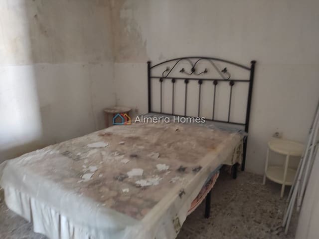 7 soverom Hus til salgs i Somontín - € 15 000 (Ref: 9891322)