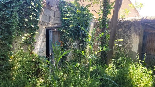 4 camera da letto Casa in vendita in Oria - 23.000 € (Rif: 9891323)