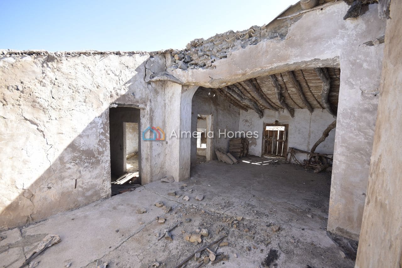 Haus zu verkaufen in Santopetar - 22.000 € (Ref: 9891325)