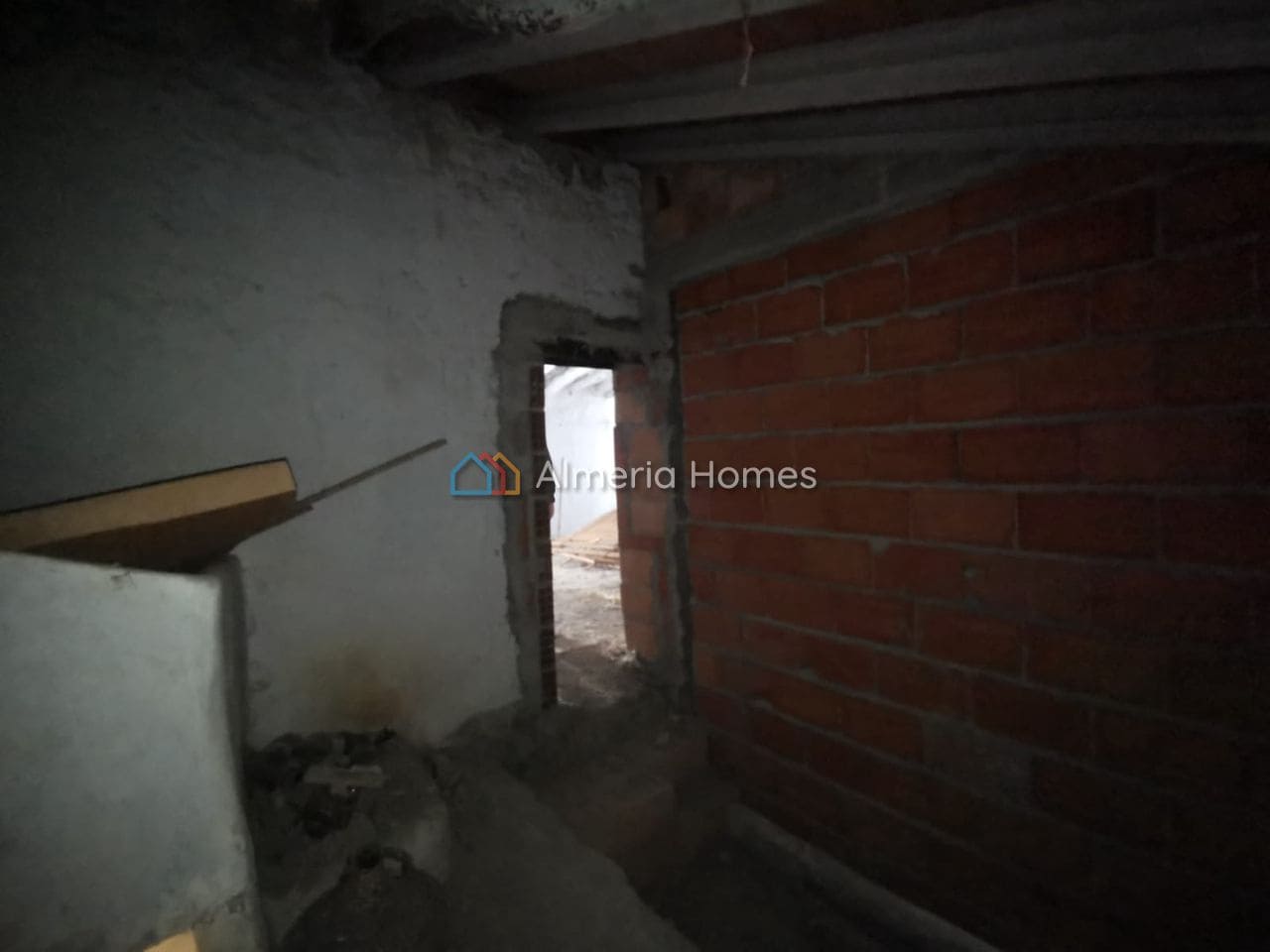 4 bedroom Townhouse for sale in Lijar - € 15,000 (Ref: 9891326)