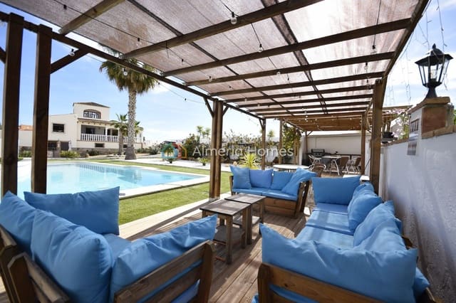 6 bedroom Villa for sale in Vera Ciudad, Vera with pool garage - € 559,995 (Ref: 9891332)