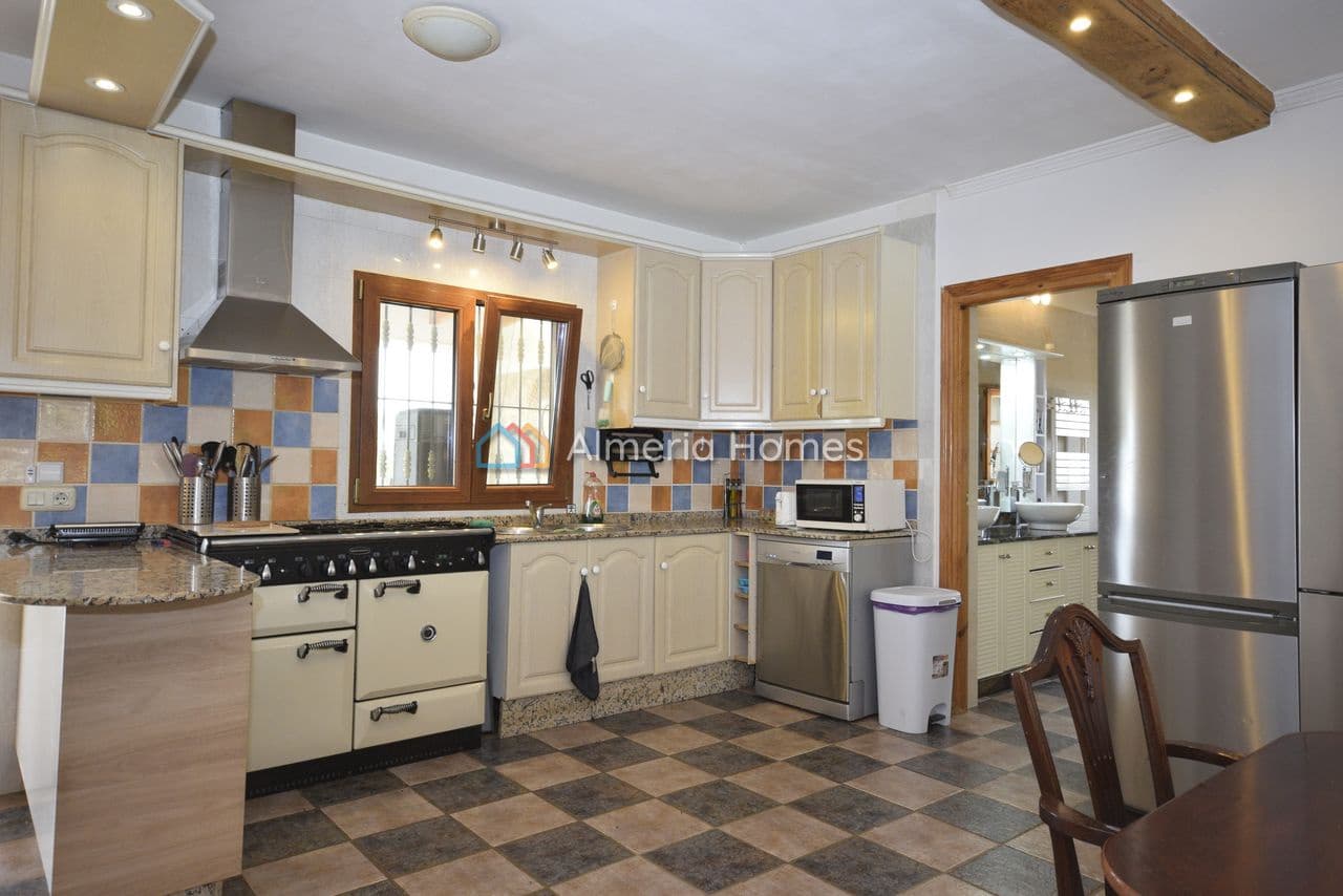 6 bedroom Villa for sale in Vera with pool garage - € 559,995 (Ref: 9891332)