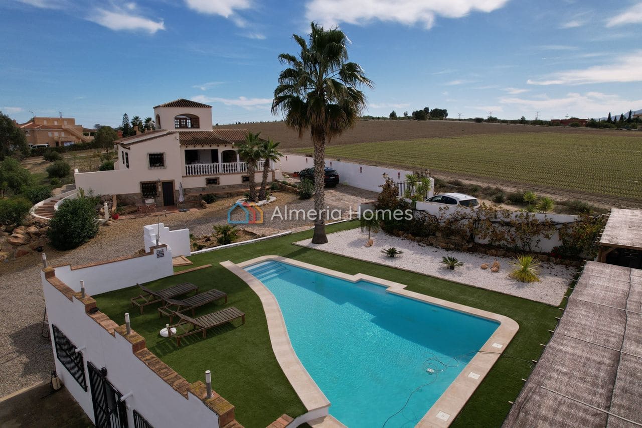 6 bedroom Villa for sale in Vera with pool garage - € 559,995 (Ref: 9891332)