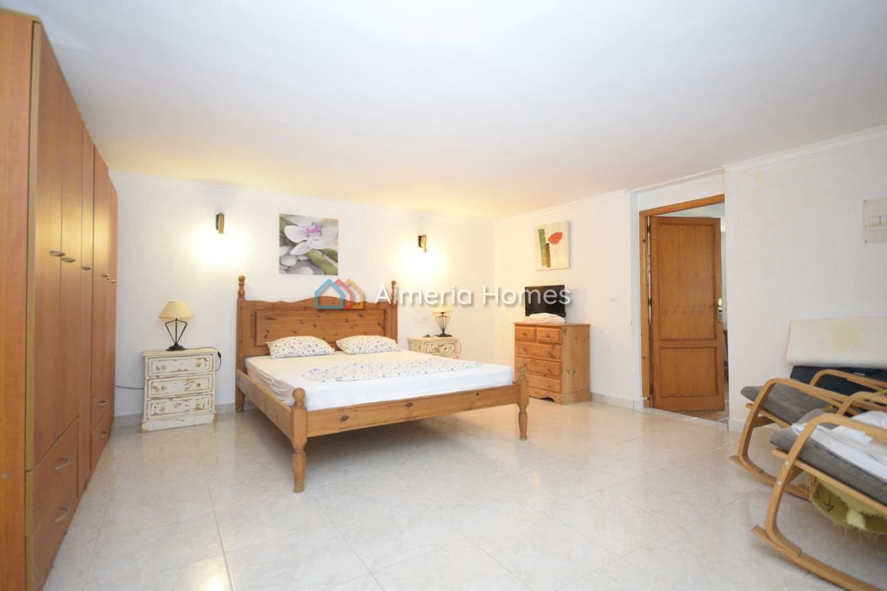 6 bedroom Villa for sale in Vera with pool garage - € 559,995 (Ref: 9891332)