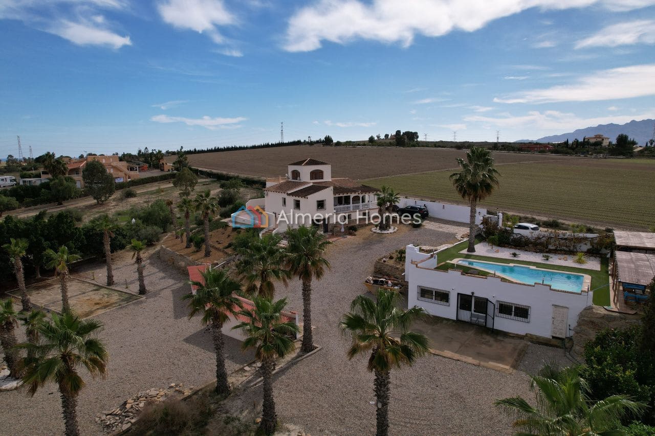 6 bedroom Villa for sale in Vera with pool garage - € 559,995 (Ref: 9891332)