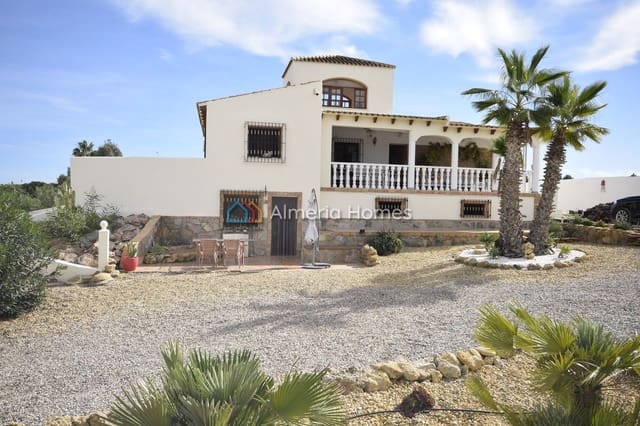 6 bedroom Villa for sale in Vera Ciudad, Vera with pool garage - € 559,995 (Ref: 9891332)