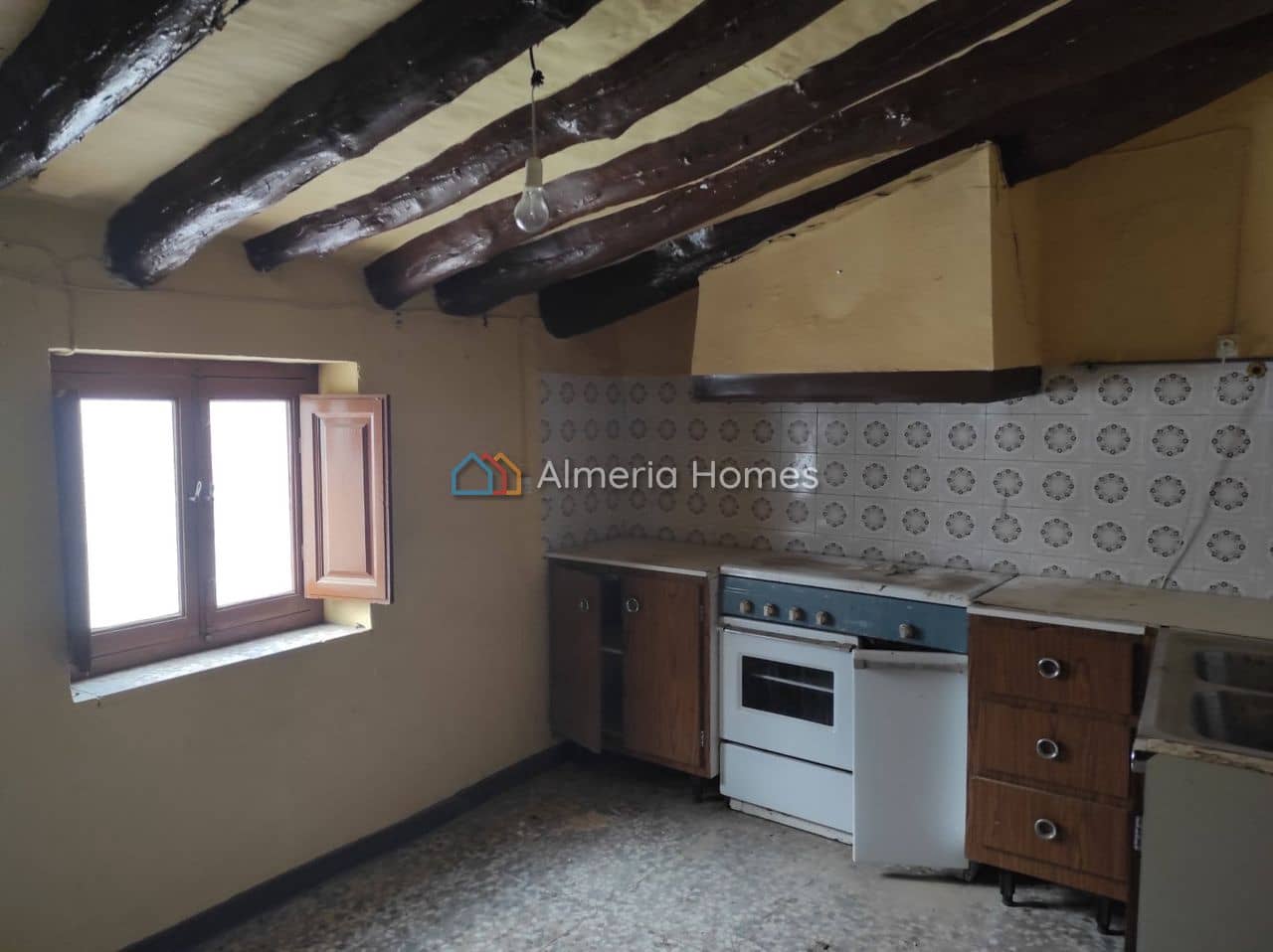 3 soverom Hus til salgs i Somontin - € 29 000 (Ref: 9891333)