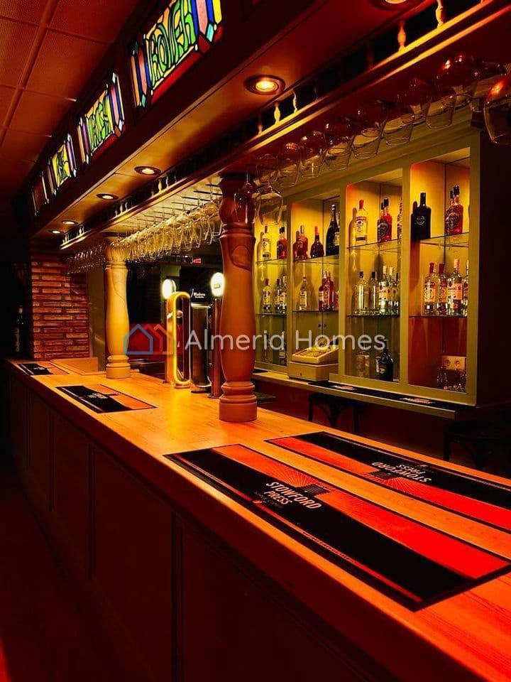 Comercial para venda em Mojacar - 120 000 € (Ref: 9891334)