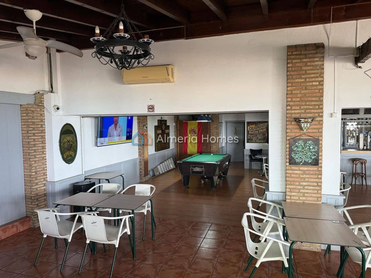 Comercial para venda em Mojacar - 120 000 € (Ref: 9891334)