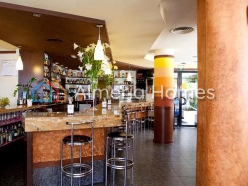Kommersiell til salgs i Puerto de Mazarron - € 1 500 000 (Ref: 9891336)