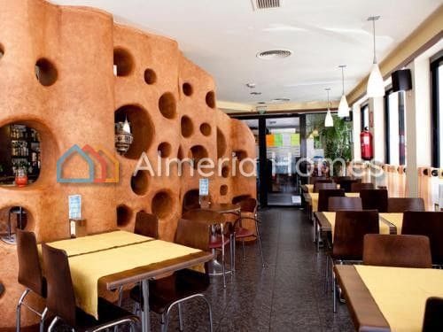 Kommersiell til salgs i Puerto de Mazarron - € 1 500 000 (Ref: 9891336)