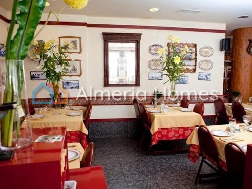 Kommersiell til salgs i Puerto de Mazarron - € 1 500 000 (Ref: 9891336)