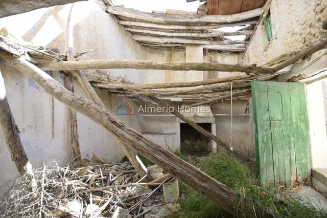 2 sypialnia Finka/Dom wiejski na sprzedaż w Oria z garażem - 25 000 € (Ref: 9891337)
