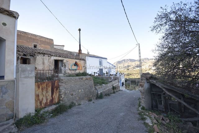 2 camera da letto Finca/Casa di Campagna in vendita in Oria con garage - 25.000 € (Rif: 9891338)