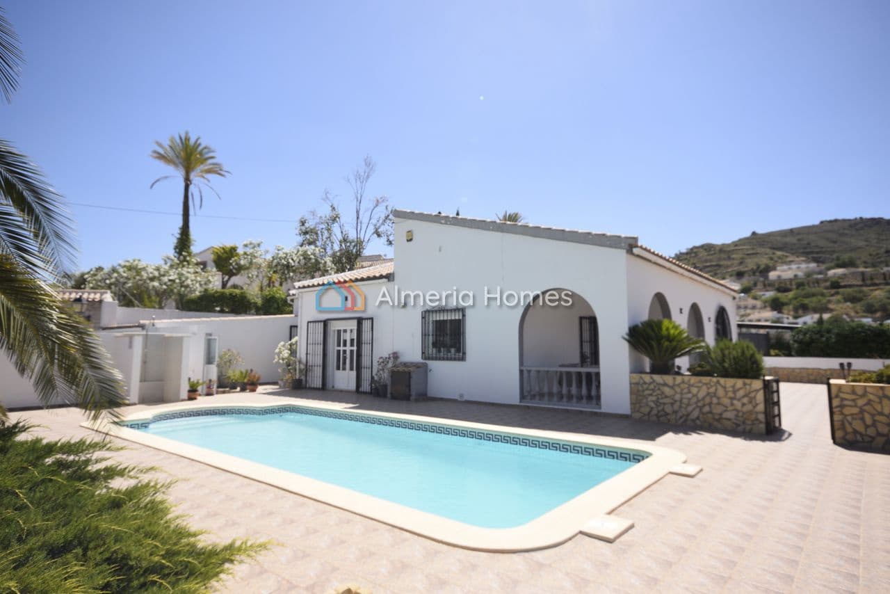 4 chambre Villa/Maison à vendre à Albanchez avec piscine garage - 294 995 € (Ref: 9902303)