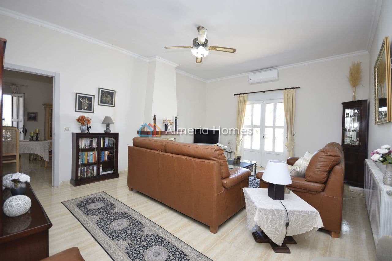 4 chambre Villa/Maison à vendre à Albanchez avec piscine garage - 294 995 € (Ref: 9902303)