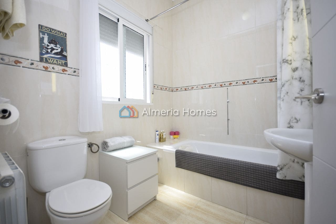 4 chambre Villa/Maison à vendre à Albanchez avec piscine garage - 294 995 € (Ref: 9902303)