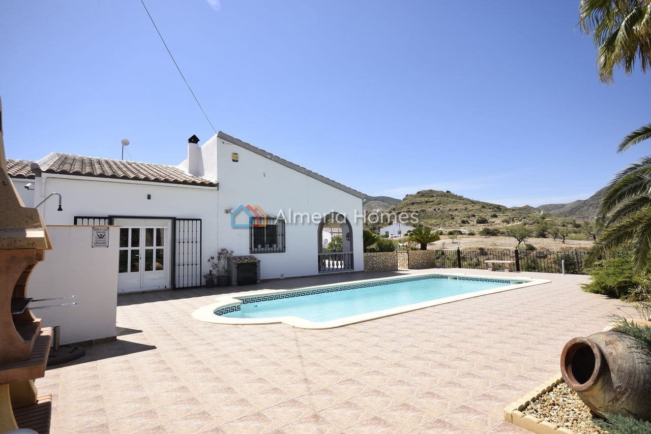 4 chambre Villa/Maison à vendre à Albanchez avec piscine garage - 294 995 € (Ref: 9902303)