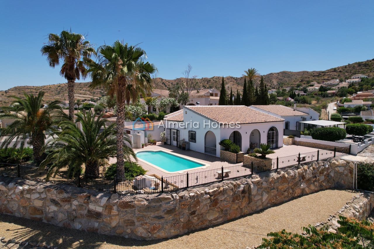 4 chambre Villa/Maison à vendre à Albanchez avec piscine garage - 294 995 € (Ref: 9902303)
