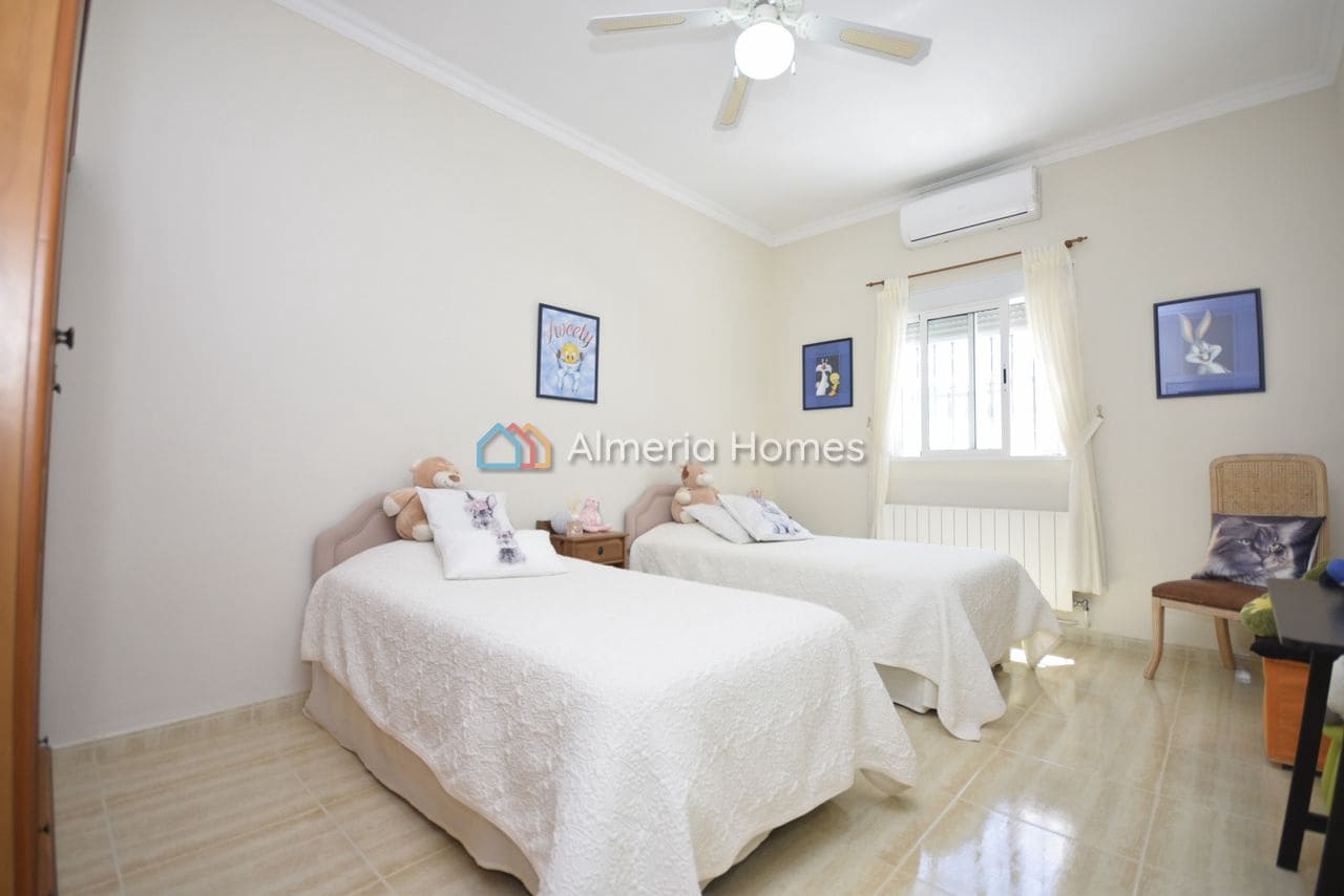 4 chambre Villa/Maison à vendre à Albanchez avec piscine garage - 294 995 € (Ref: 9902303)