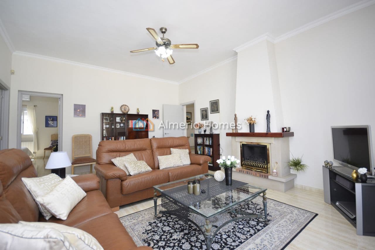 4 chambre Villa/Maison à vendre à Albanchez avec piscine garage - 294 995 € (Ref: 9902303)
