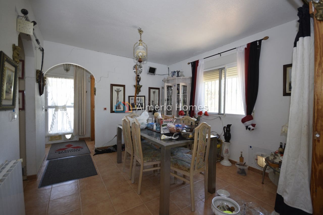 4 bedroom Villa for sale in La Parroquia with pool garage - € 174,995 (Ref: 9905244)