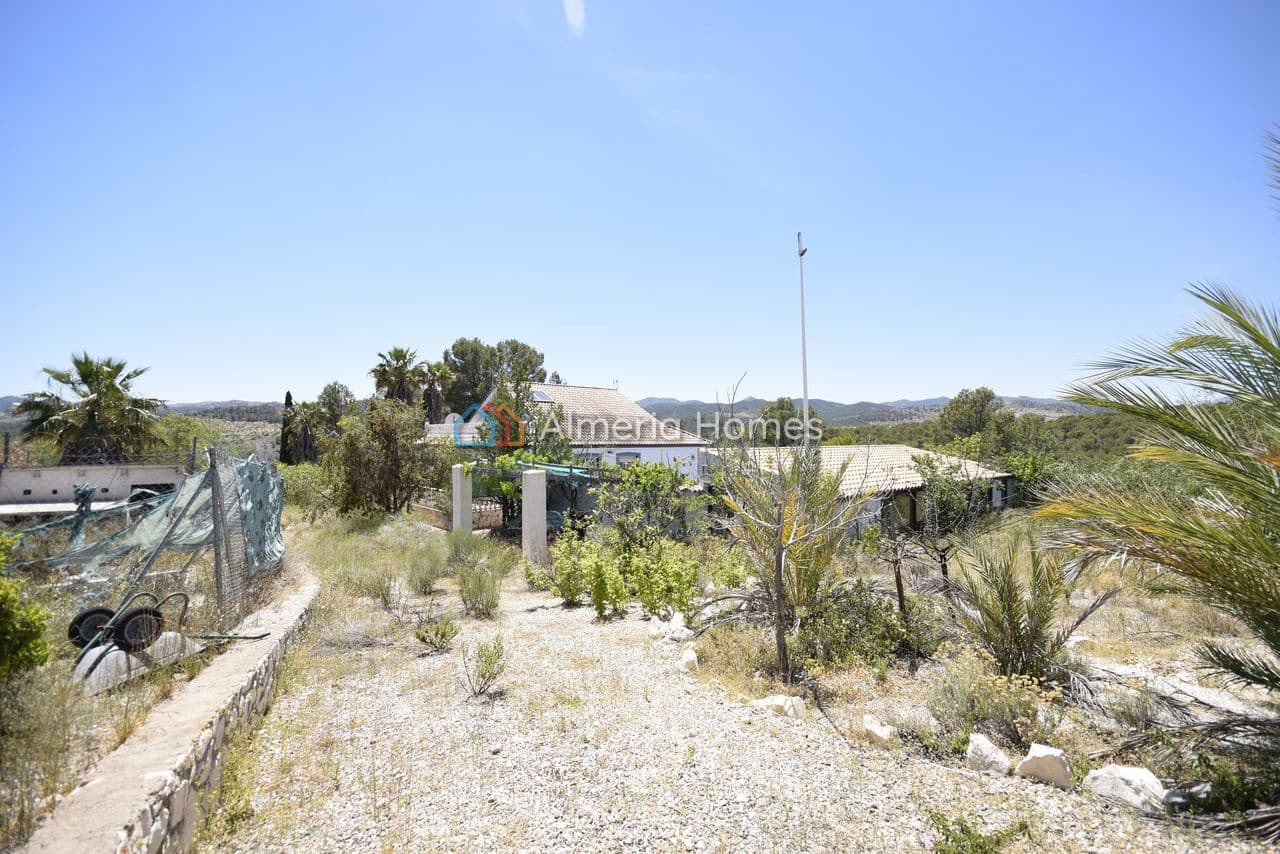 4 bedroom Villa for sale in La Parroquia with pool garage - € 174,995 (Ref: 9905244)